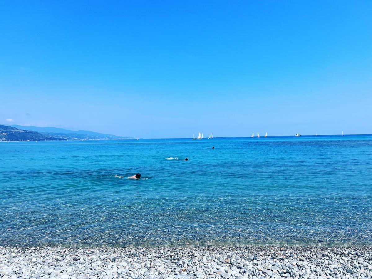 Pearl Holiday Home - Remote Work Friendly Roquebrune-Cap-Martin Bagian luar foto